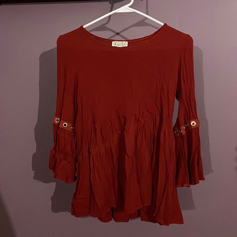 🌸 Burnt Orange Bell Sleeve Blouse